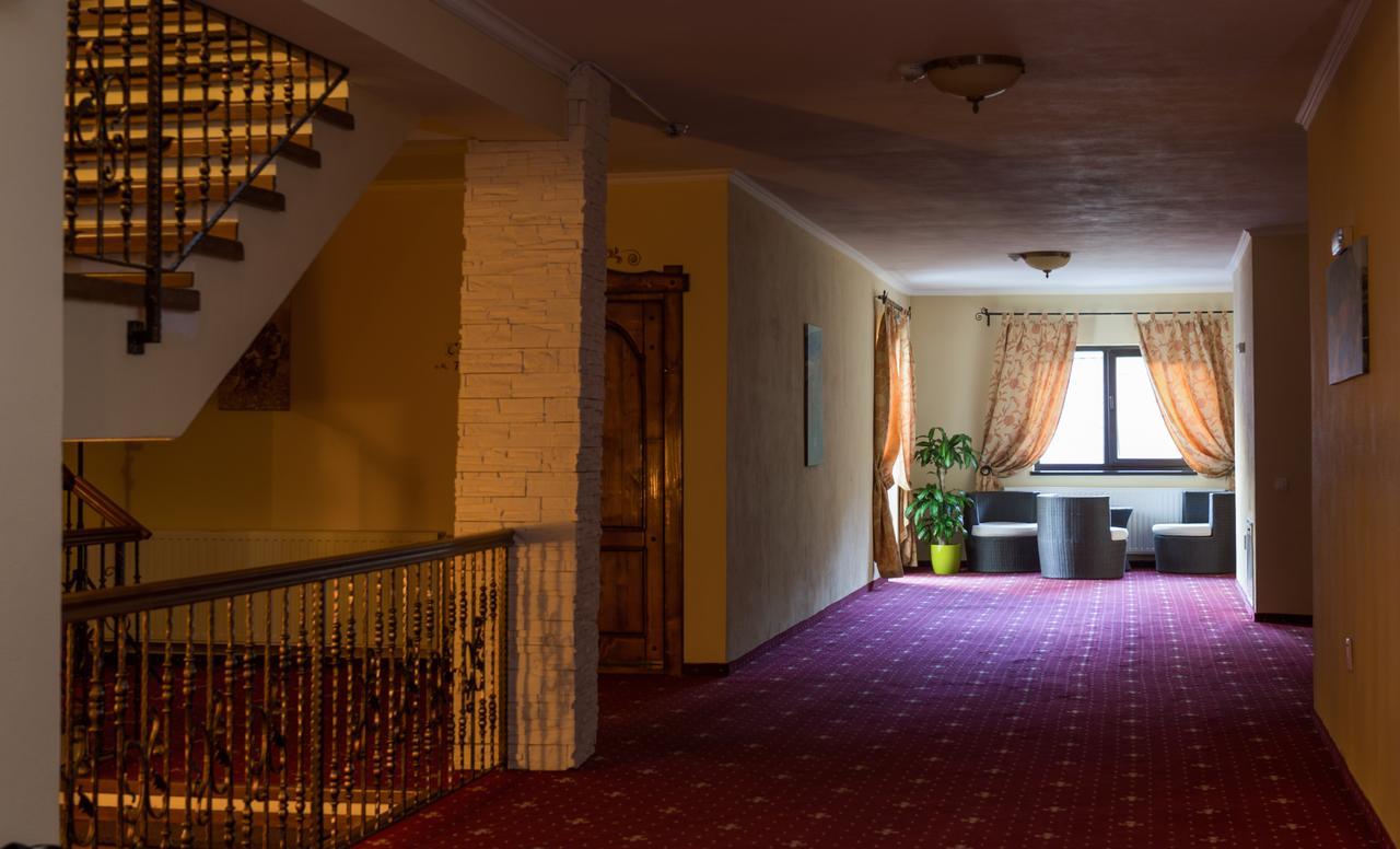 Complex Craiasa Muntilor Moieciu Hotel Felsőmoécs Kültér fotó